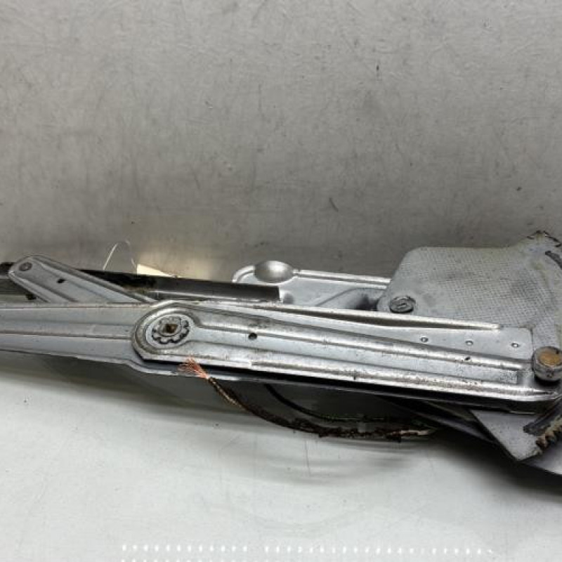 Leve vitre electrique avant gauche RENAULT TWINGO 1 Photo n°3