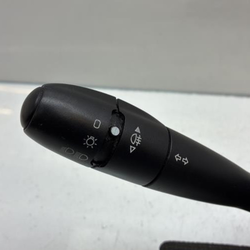 Com (Bloc Contacteur Tournant+Commodo Essuie Glace+Commodo Phare) PEUGEOT PARTNER 1 Photo n°4