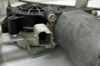 Leve vitre electrique avant droit PEUGEOT PARTNER 1