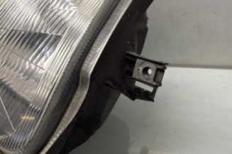Optique avant principal droit (feux)(phare) RENAULT CLIO 2