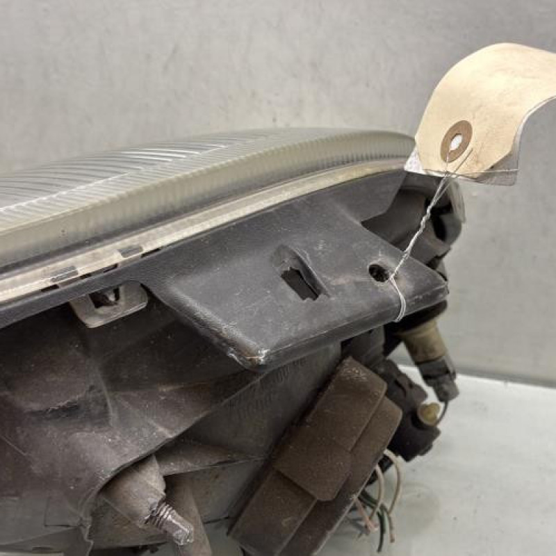 Optique avant principal droit (feux)(phare) RENAULT CLIO 2 Photo n°4