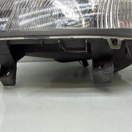 Optique avant principal gauche (feux)(phare) RENAULT CLIO 2