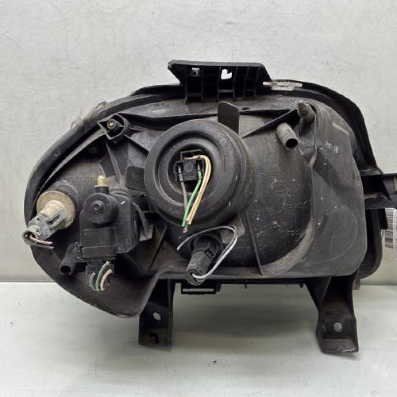 Optique avant principal gauche (feux)(phare) RENAULT CLIO 2 Photo n°3