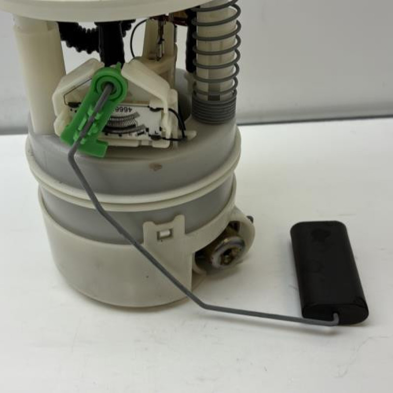 Pompe à carburant RENAULT TWINGO 1 Photo n°2