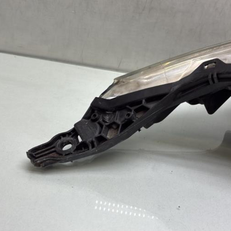 Optique avant principal gauche (feux)(phare) PEUGEOT 208 1 Photo n°4