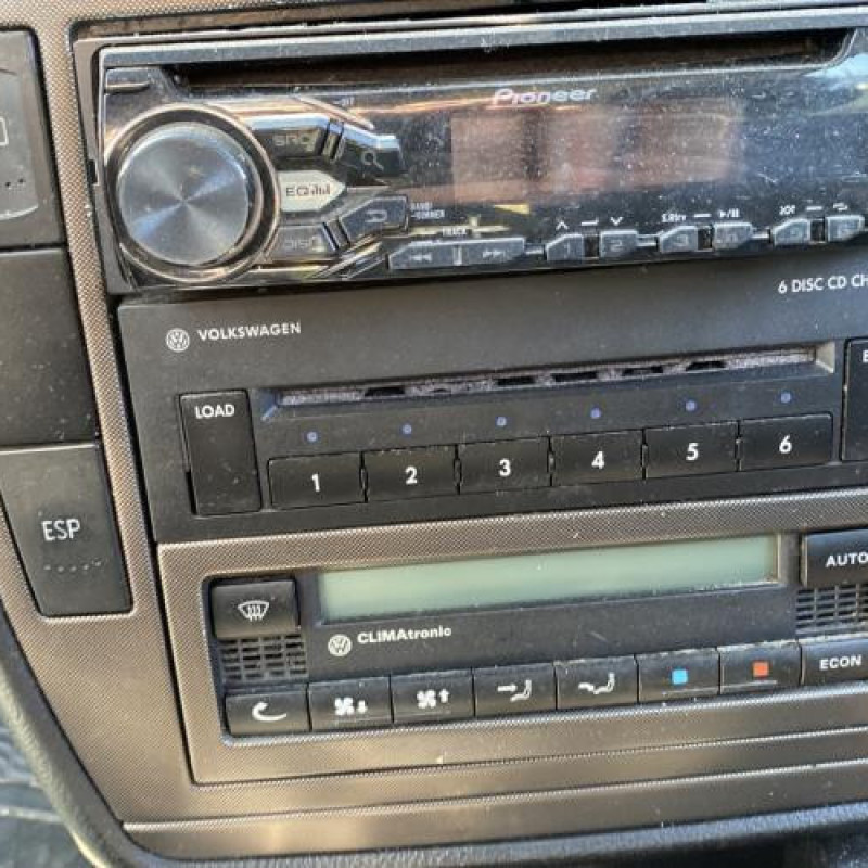 Optique avant principal droit (feux)(phare) VOLKSWAGEN PASSAT 4 Photo n°20