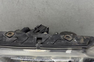 Optique avant principal gauche (feux)(phare) VOLKSWAGEN PASSAT 4