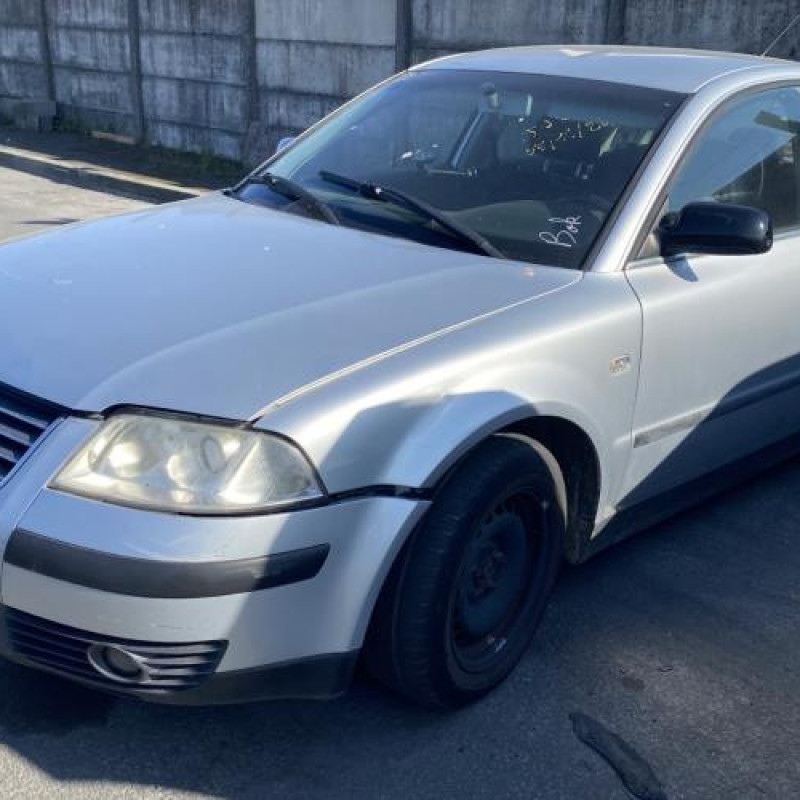 Optique avant principal gauche (feux)(phare) VOLKSWAGEN PASSAT 4 Photo n°6