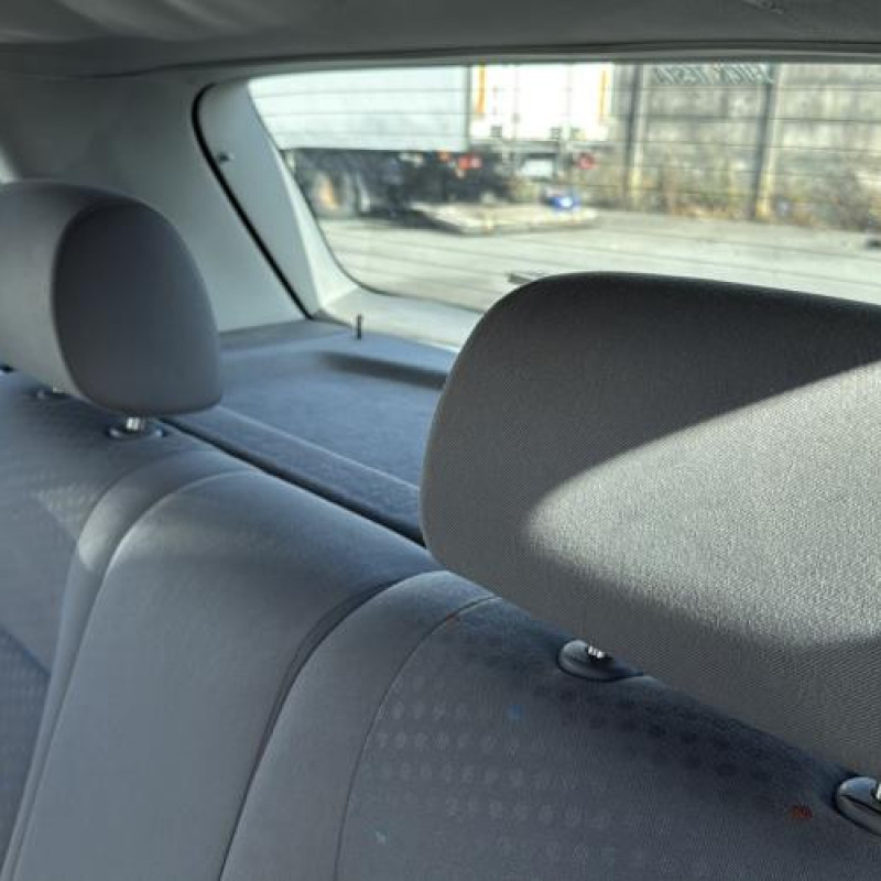 Optique avant principal droit (feux)(phare) VOLKSWAGEN POLO 4 Photo n°17