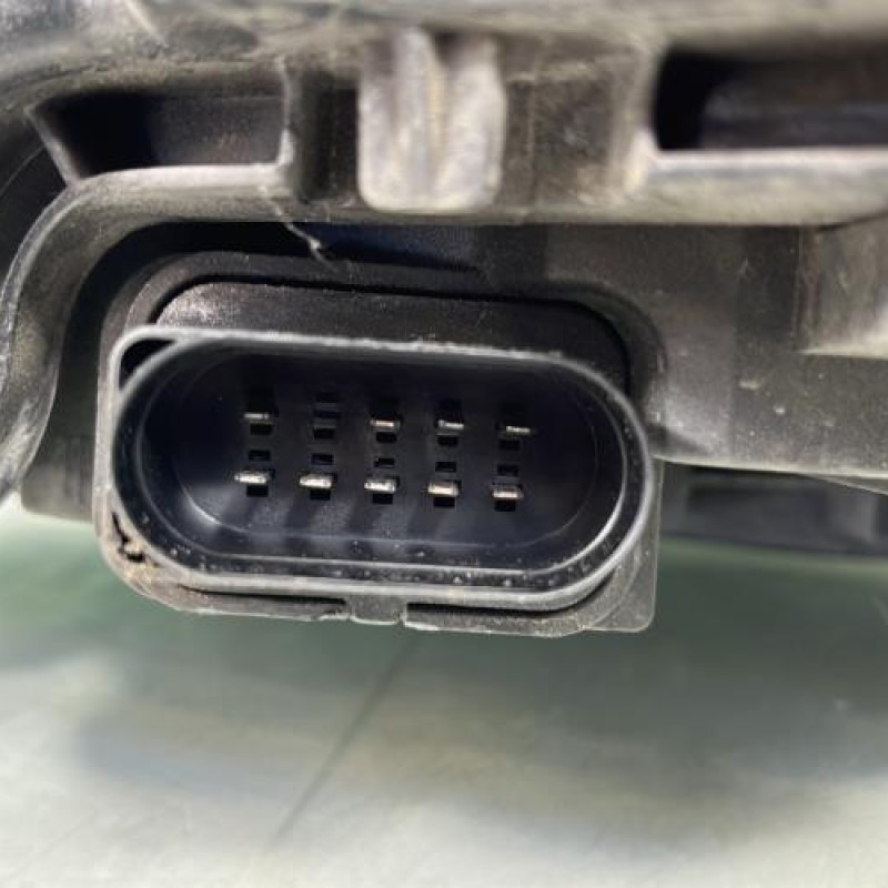 Optique avant principal droit (feux)(phare) AUDI A6 2 Photo n°4