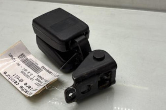 Attache ceinture arriere droit PEUGEOT 307