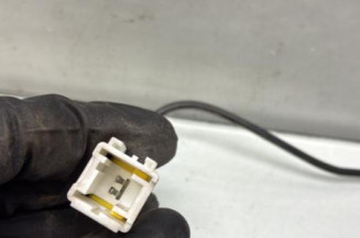 Attache ceinture avant gauche PEUGEOT 307