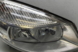 Optique avant principal droit (feux)(phare) RENAULT SCENIC 2 Photo n°1
