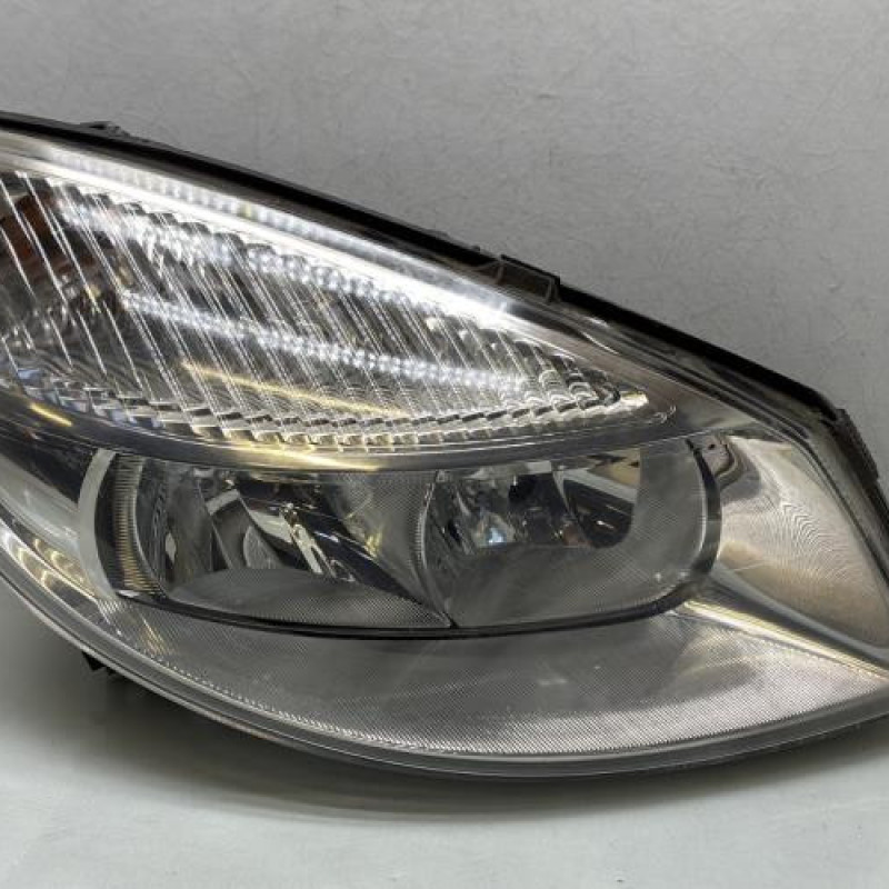 Optique avant principal droit (feux)(phare) RENAULT SCENIC 2 Photo n°1