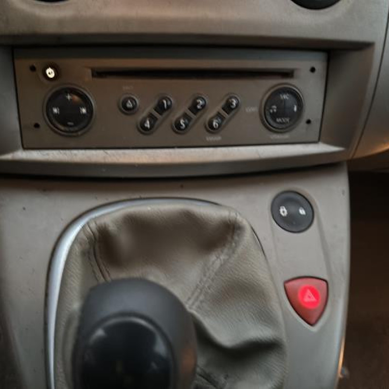 Optique avant principal droit (feux)(phare) RENAULT SCENIC 2 Photo n°20