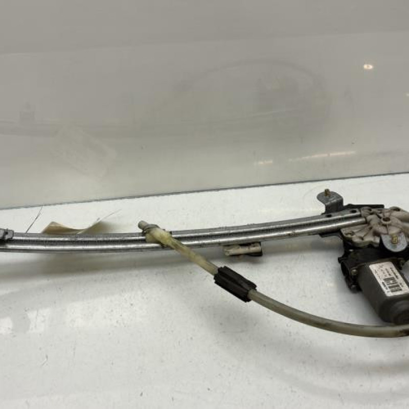 Leve vitre electrique arriere droit RENAULT LAGUNA 2 Photo n°1