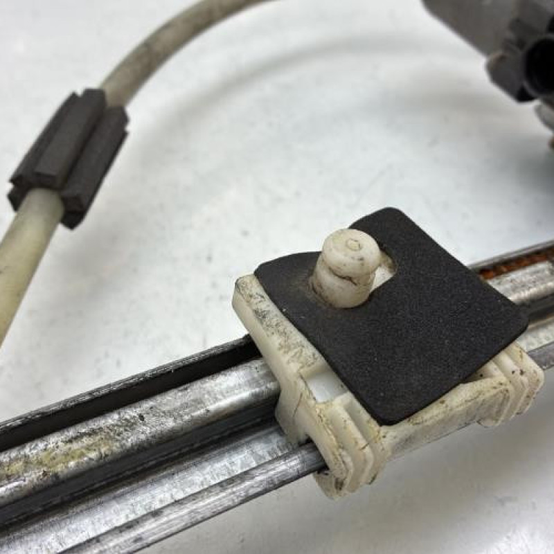 Leve vitre electrique arriere droit RENAULT LAGUNA 2 Photo n°6