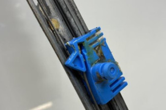 Leve vitre electrique avant droit RENAULT LAGUNA 2