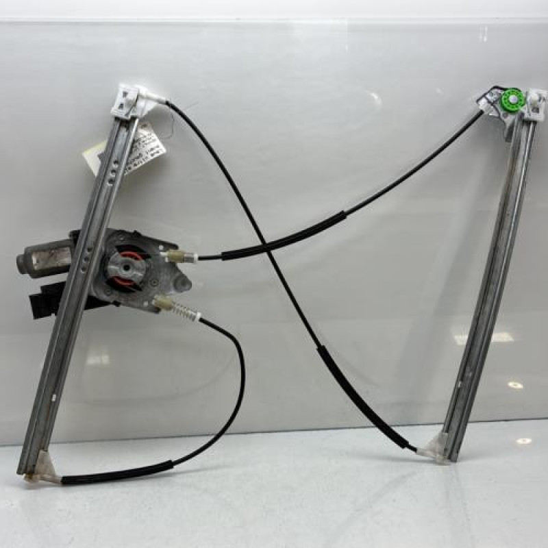 Leve vitre electrique avant gauche RENAULT LAGUNA 2 Photo n°6