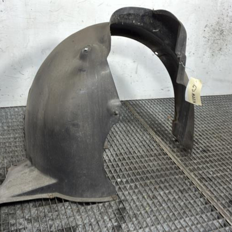 Pare boue avant droit VOLKSWAGEN POLO 4 Photo n°2