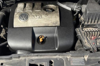 Pare boue avant droit VOLKSWAGEN POLO 4