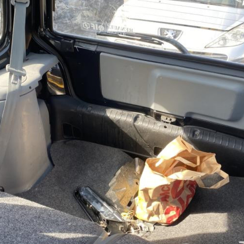 Antenne RENAULT TWINGO 1 Photo n°17