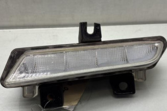 Feu diurne avant gauche RENAULT CLIO 4 Photo n°1