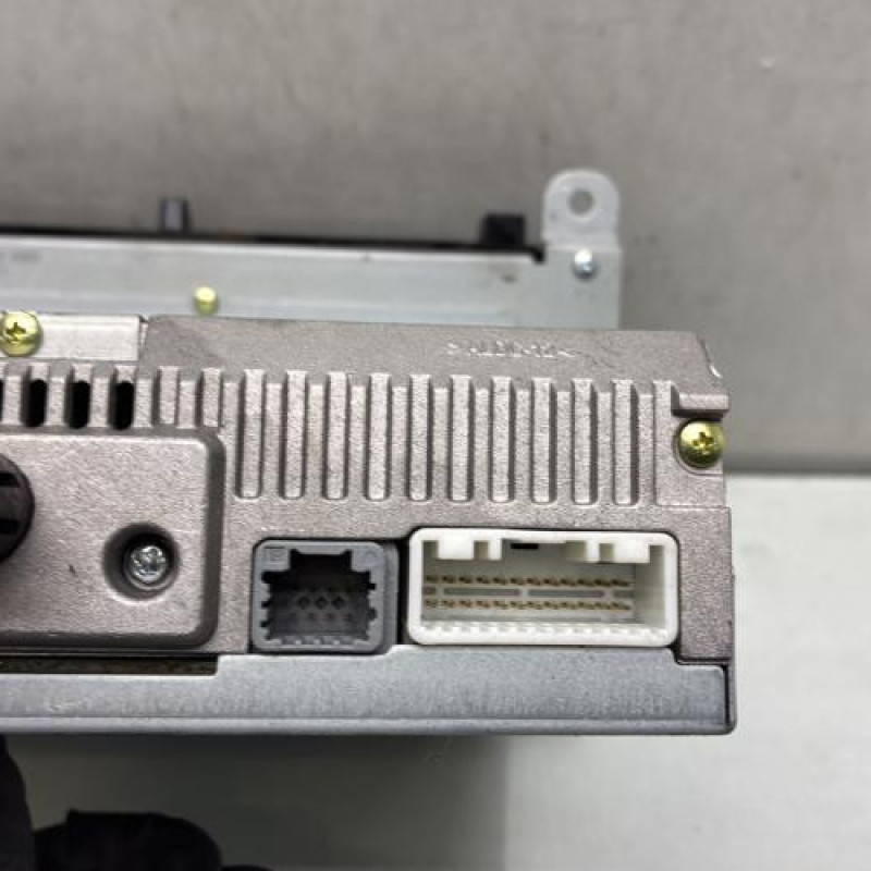 Autoradio d'origine RENAULT CLIO 4 Photo n°3