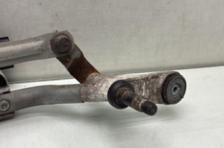 Moteur essuie glace avant RENAULT CLIO 4