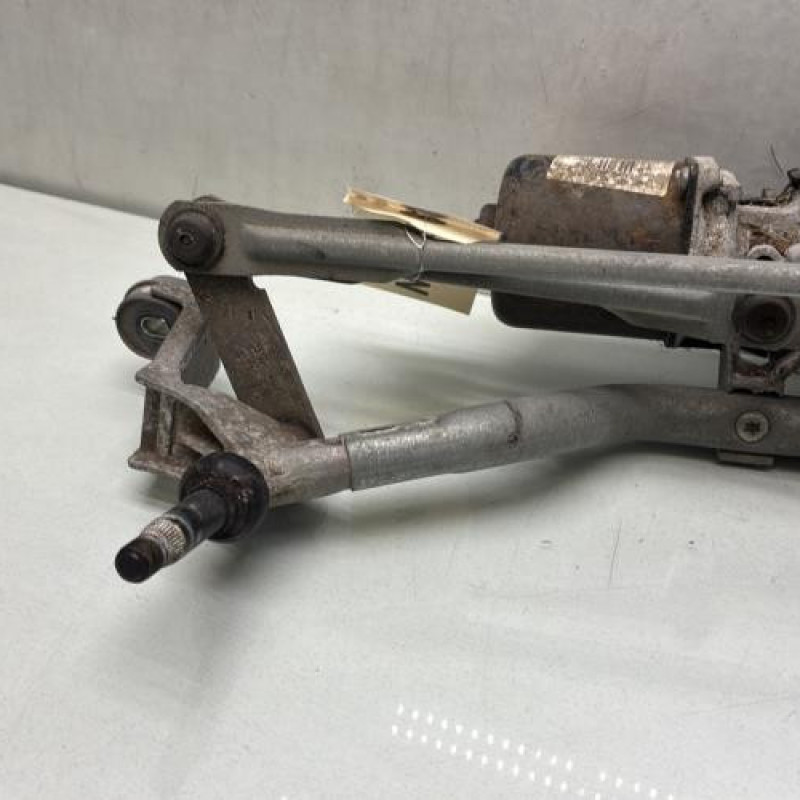 Moteur essuie glace avant RENAULT CLIO 4 Photo n°3