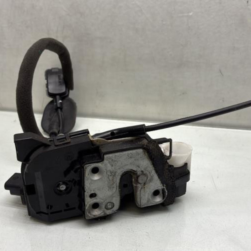 Serrure avant gauche RENAULT CLIO 4 Photo n°1