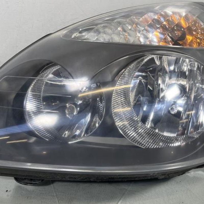 Optique avant principal gauche (feux)(phare) RENAULT CLIO 2 CAMPUS Photo n°1