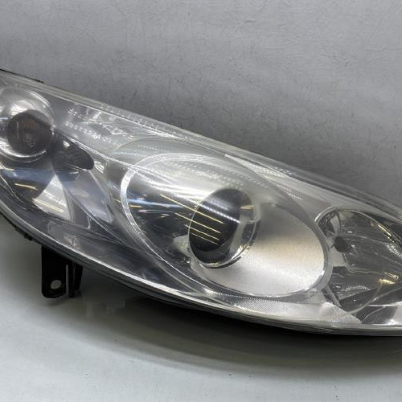 Optique avant principal droit (feux)(phare) PEUGEOT 407 Photo n°1