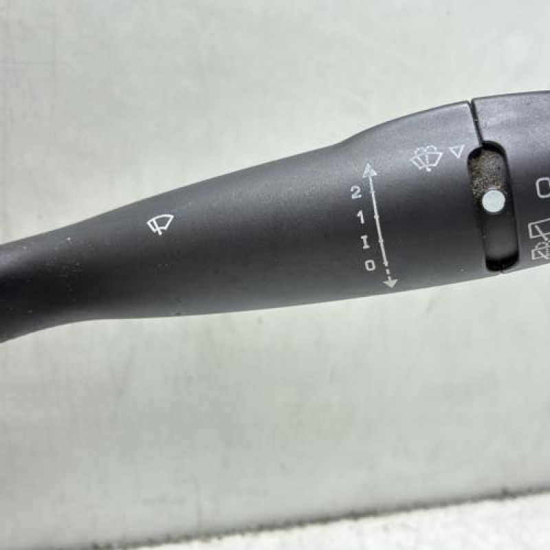 Com (Bloc Contacteur Tournant+Commodo Essuie Glace+Commodo Phare) CITROEN C2 Photo n°2