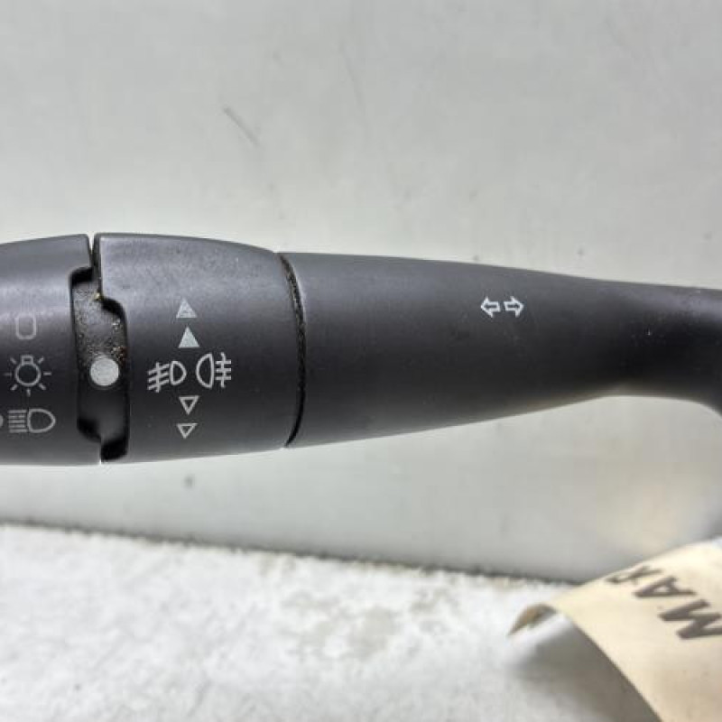 Com (Bloc Contacteur Tournant+Commodo Essuie Glace+Commodo Phare) CITROEN C2 Photo n°3