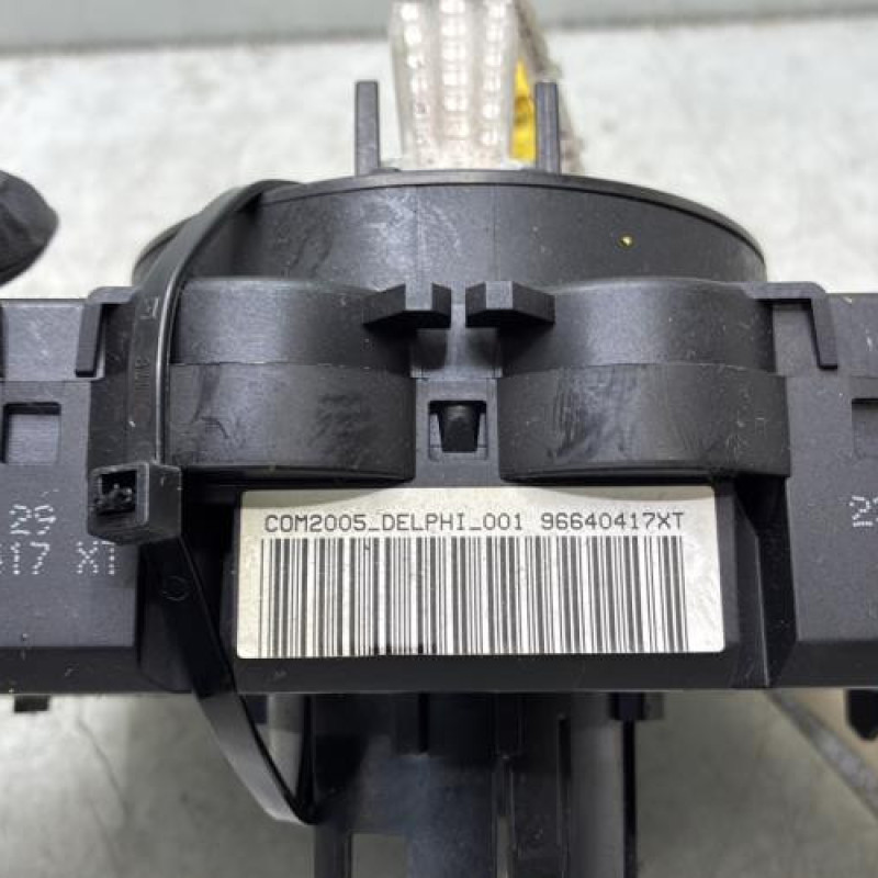 Com (Bloc Contacteur Tournant+Commodo Essuie Glace+Commodo Phare) CITROEN C2 Photo n°5