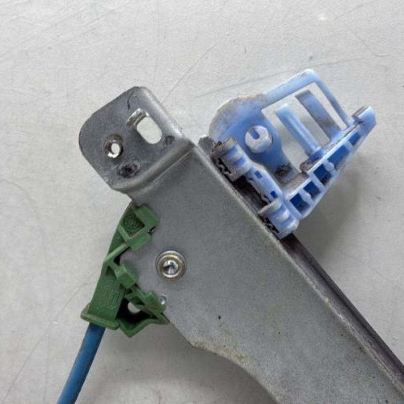 Leve vitre electrique avant gauche CITROEN C2 Photo n°4