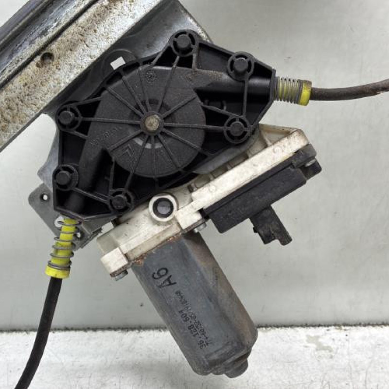 Leve vitre electrique avant gauche CITROEN C2 Photo n°12