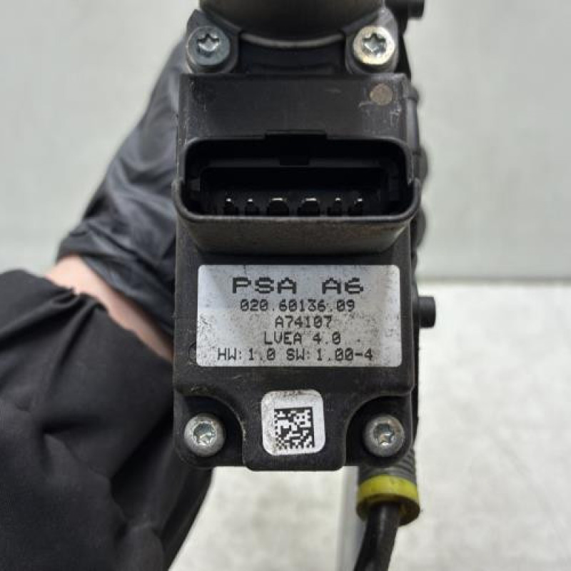 Leve vitre electrique avant gauche CITROEN C2 Photo n°13