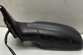 Retroviseur gauche VOLKSWAGEN PASSAT 4