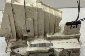 Serrure avant gauche MERCEDES CLASSE B 245 Photo n°1