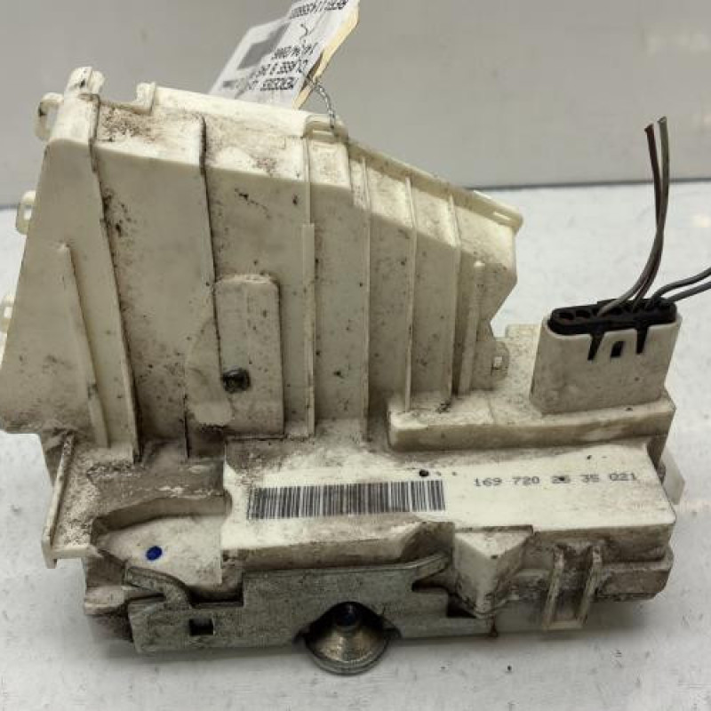 Serrure avant gauche MERCEDES CLASSE B 245 Photo n°1