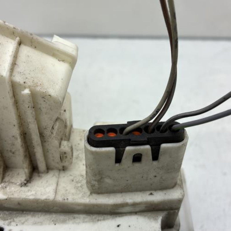 Serrure avant gauche MERCEDES CLASSE B 245 Photo n°3