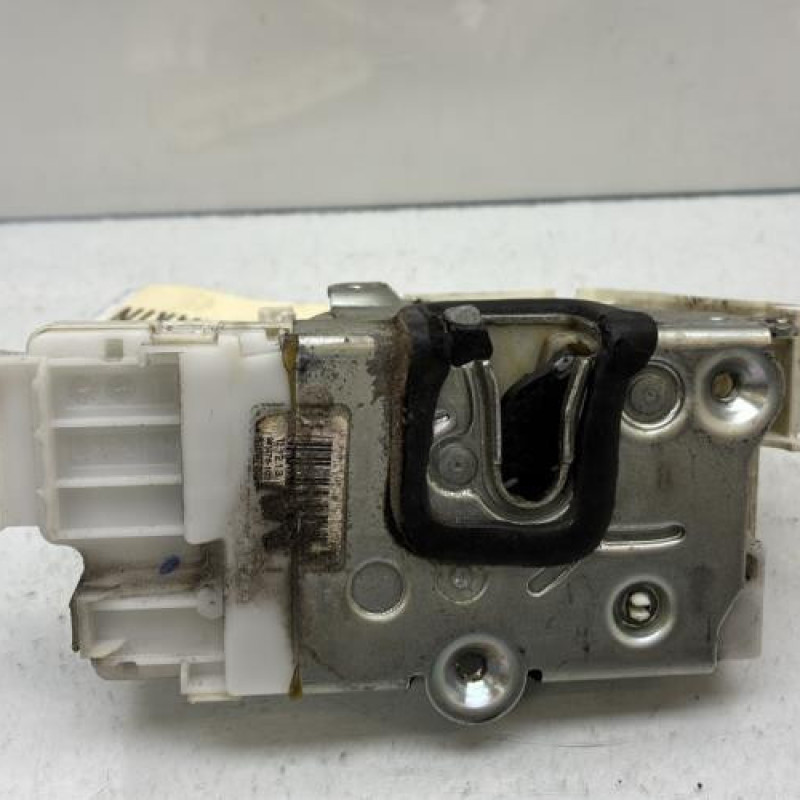 Serrure avant gauche MERCEDES CLASSE B 245 Photo n°5