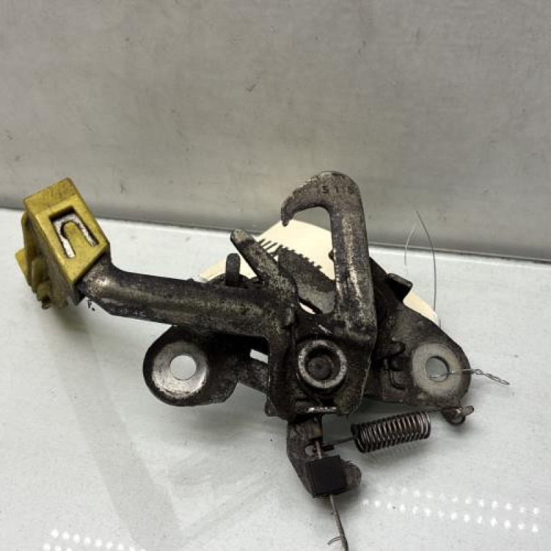 Fermeture de capot PEUGEOT PARTNER 2 Photo n°1