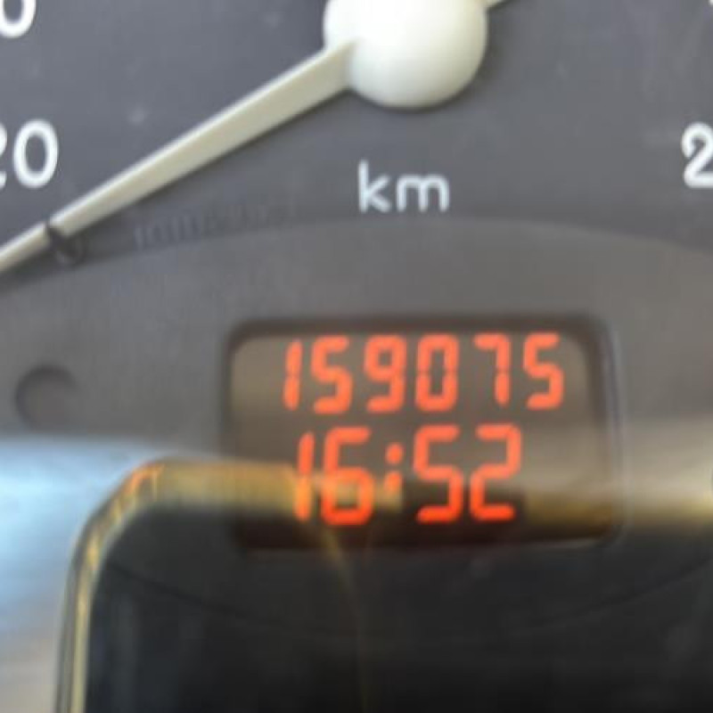 Bouchon de carburant RENAULT CLIO 2 Photo n°9