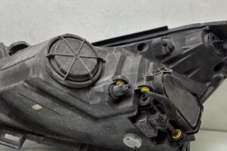 Optique avant principal droit (feux)(phare) OPEL CORSA D