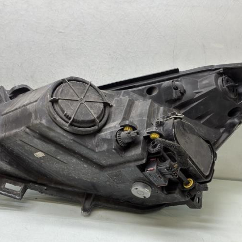 Optique avant principal droit (feux)(phare) OPEL CORSA D Photo n°3