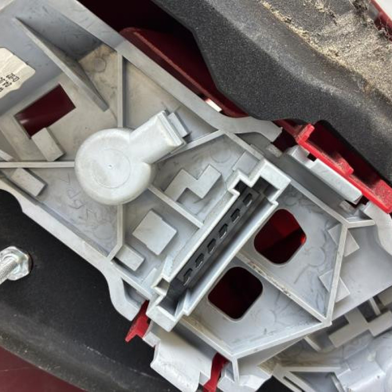 Feu arriere principal droit (feux) MERCEDES CLASSE A 169 Photo n°5