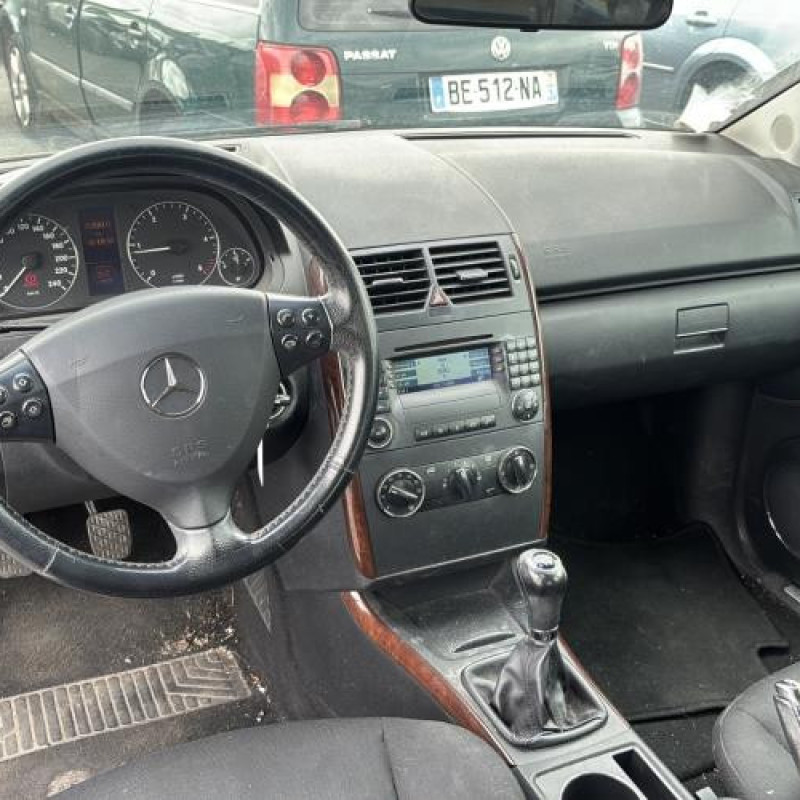 Feu arriere principal gauche (feux) MERCEDES CLASSE A 169 Photo n°20